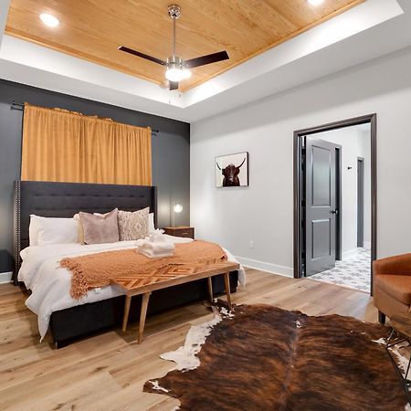 Villa New Take On Midtown Modern Tallahassee Exterior foto